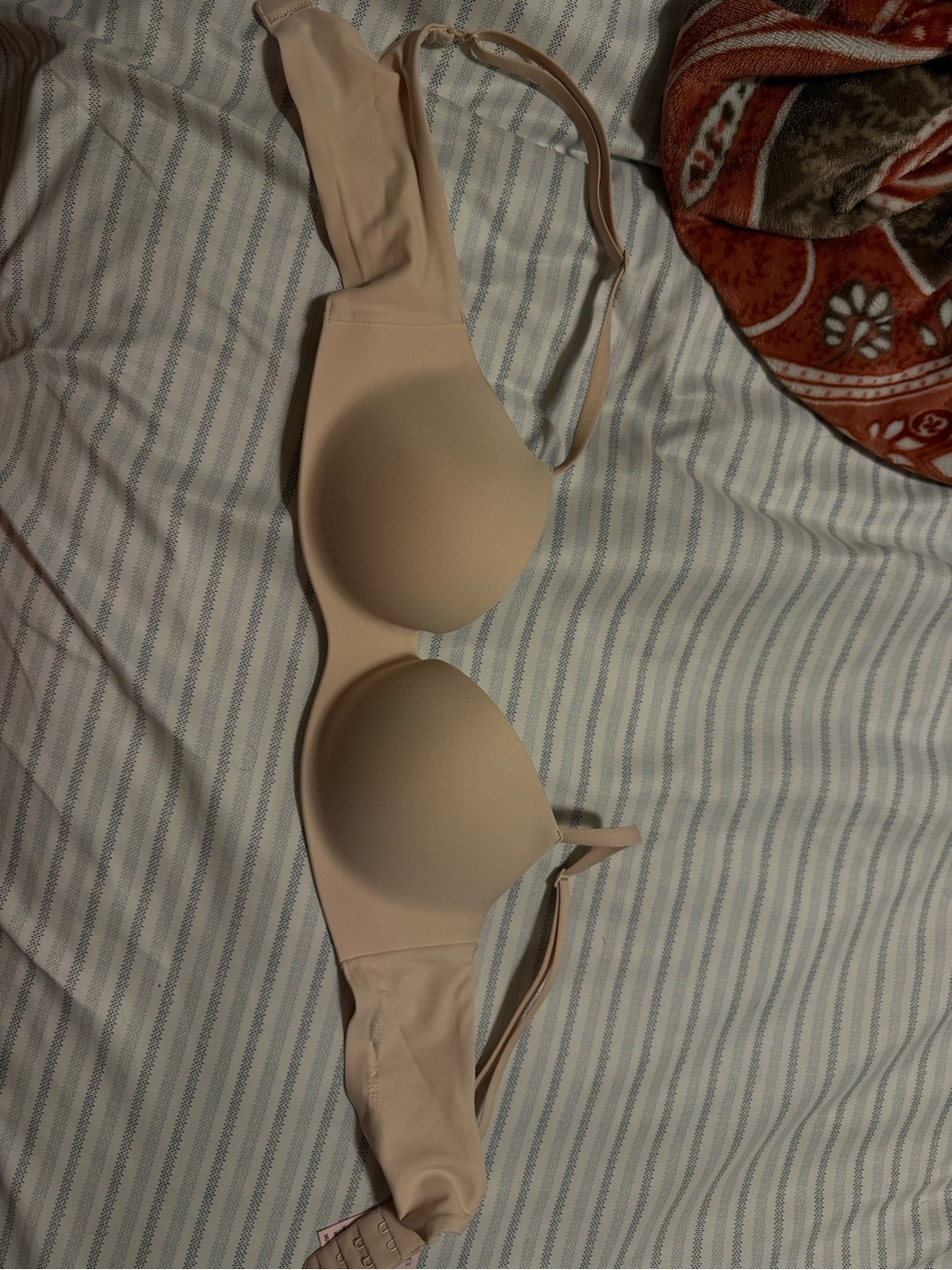Victoria’s Secret Flexfactor Lightly Lined Balconette Bra - Nude - 34C